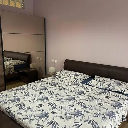 Apartment Casa Tres A *